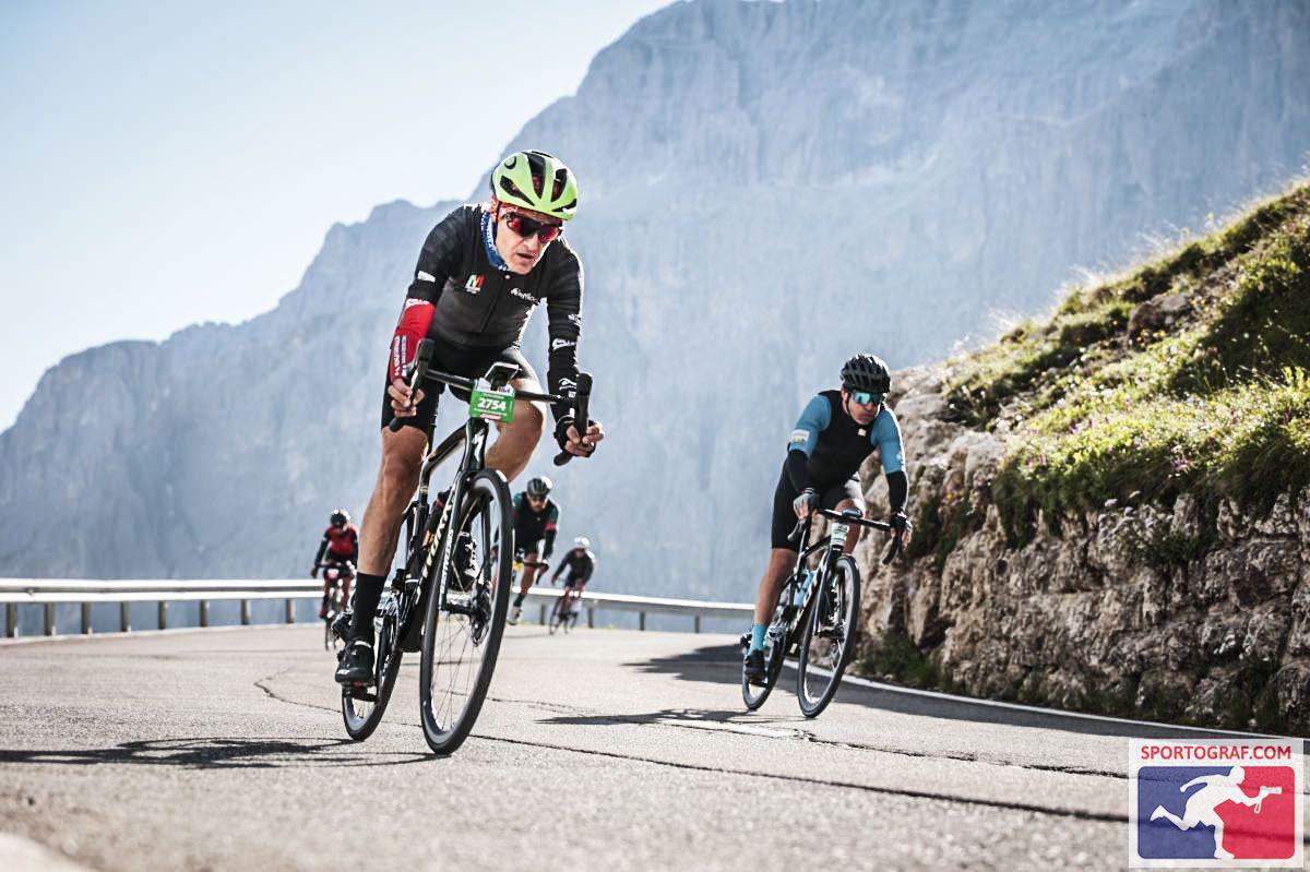 🚴‍♂️ Farmacia Ronga Tartaglia alla Maratona della Dolomiti