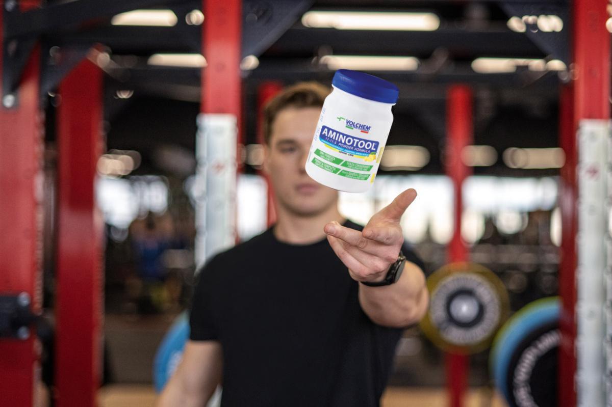 Gli aminoacidi essenziali Gli aminoacidi essenziali