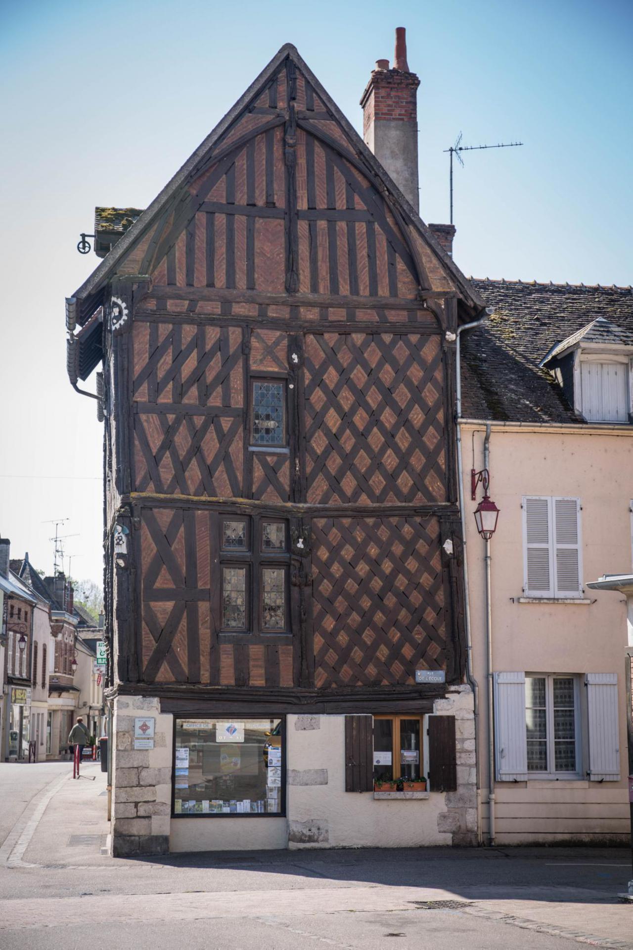 hotel_lezauvage_a_rue_8771