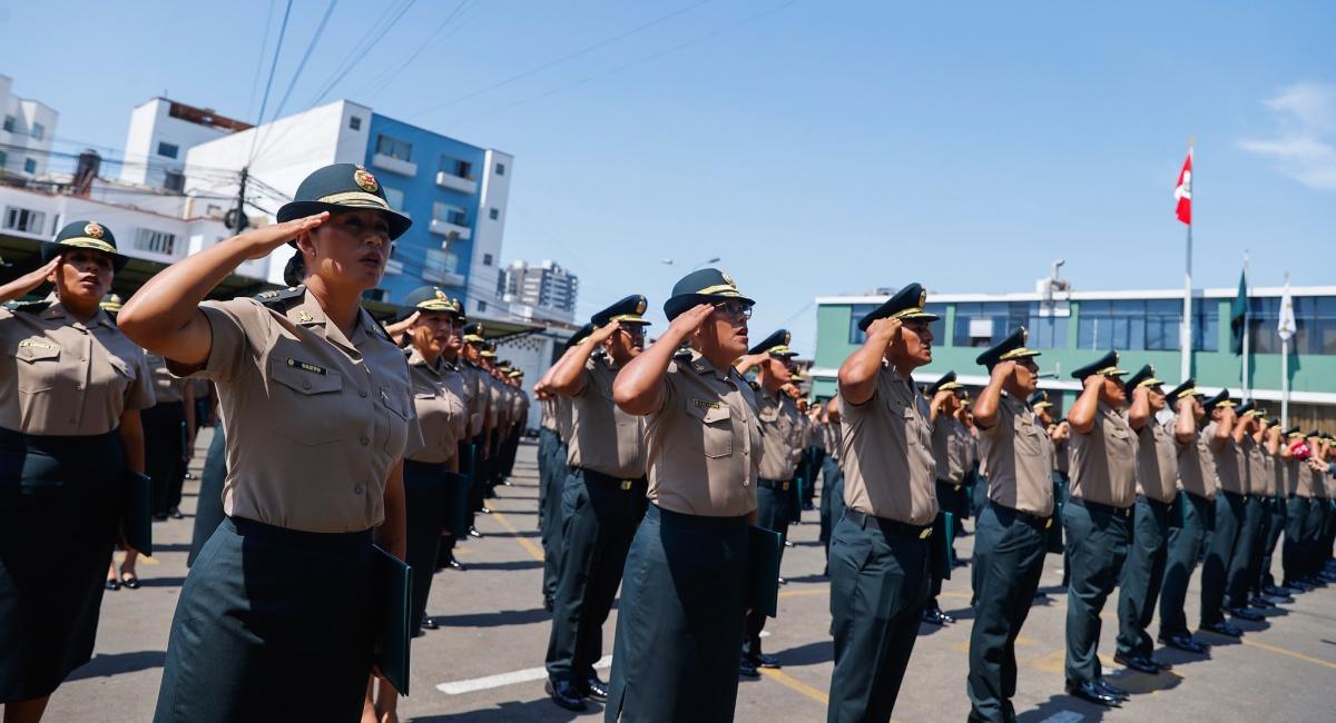 Hoy juramentaron los nuevos oficiales jurídicos de la PNP