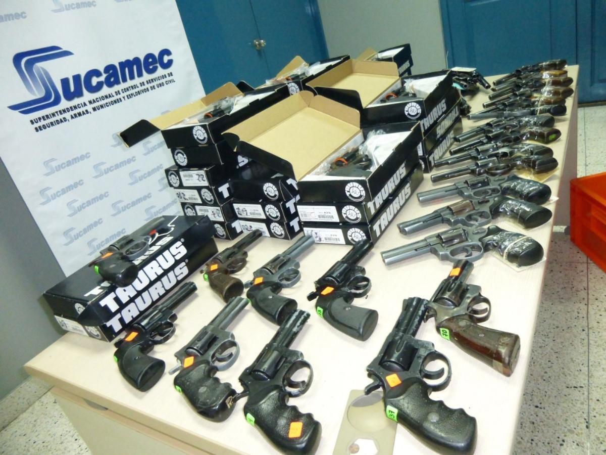 Publican nueva ley : empadronamiento y amnistía para armas de uso civil no registradas