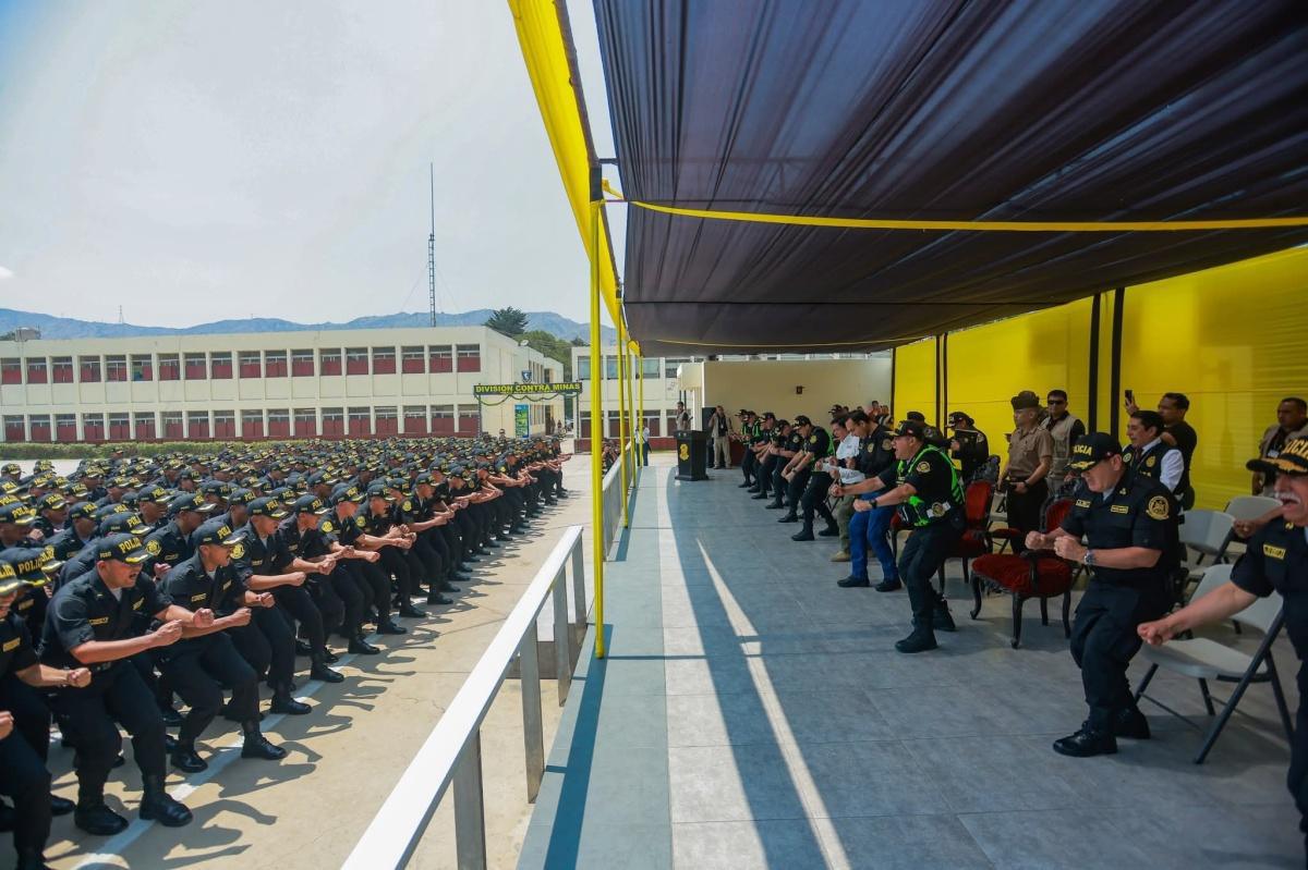 Alféreces de reciente egreso serán los primeros en iniciar su especialización desde el inicio