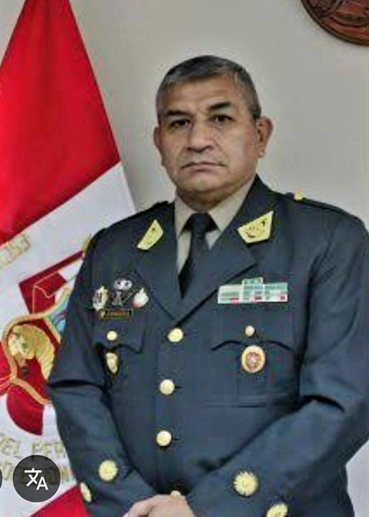 Detienen al ST1 PNP José Antonio Palacios Obregón (La voz del Policía) Detienen al ST1 PNP José Antonio Palacios Obregón (La voz del Policía)