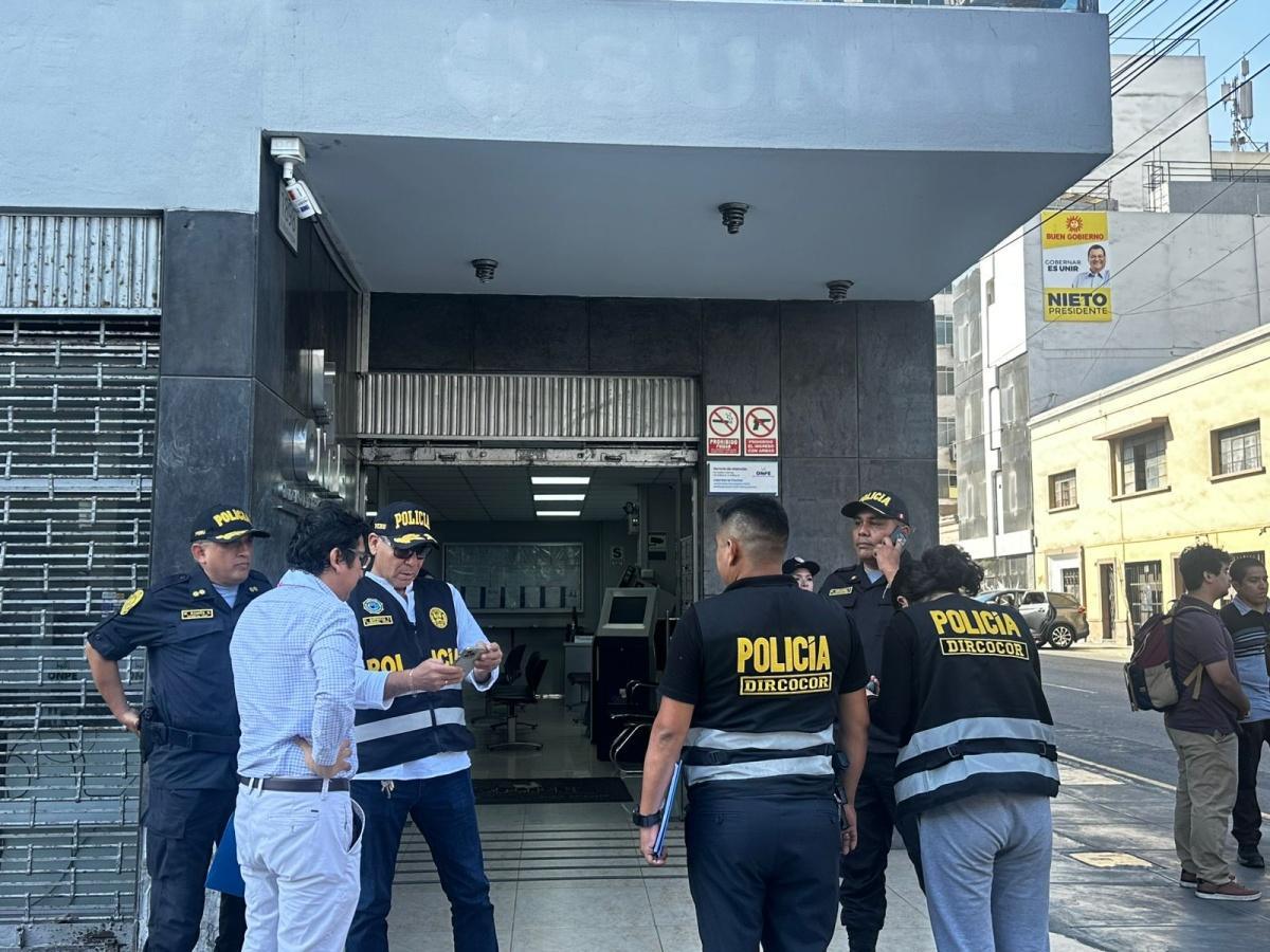 Policía contra la Corrupción ingresa a la ONPE