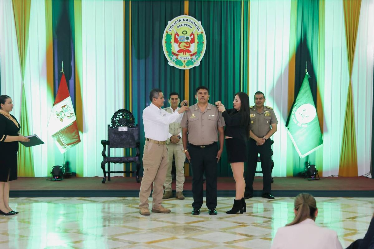 Vuelven las acciones distinguidas: ascienden a 26 policías