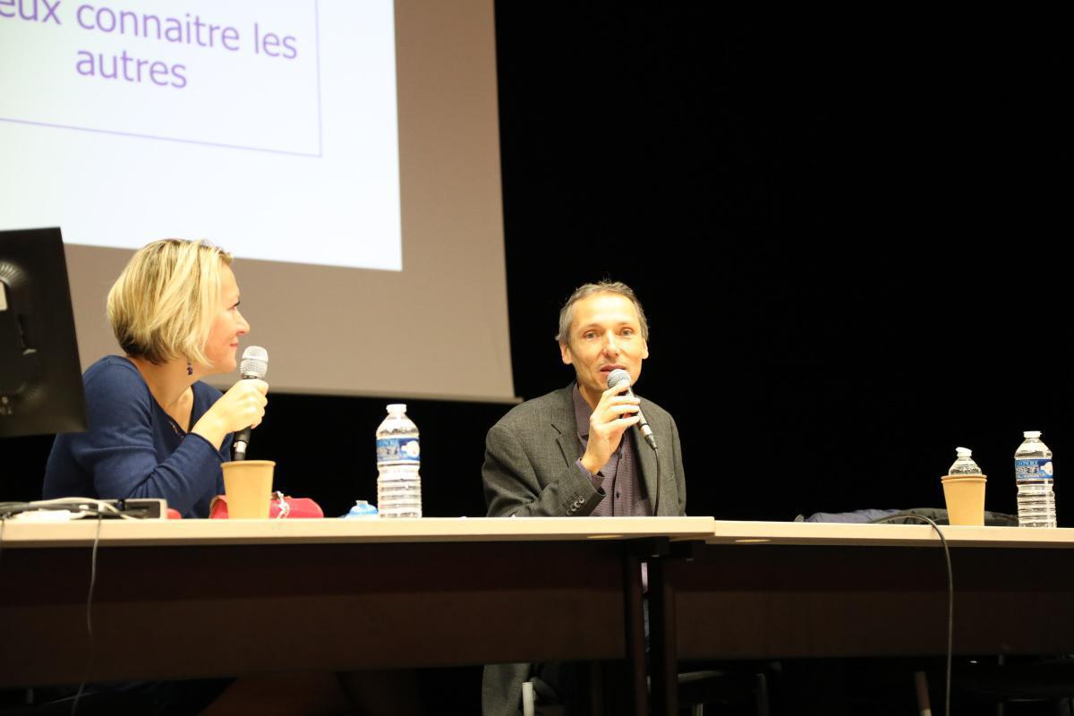 L'écrivain Laurent GOUNELLE rencontre les élèves de terminale Bac professionnel  L'écrivain Laurent GOUNELLE rencontre les élèves de terminale Bac professionnel