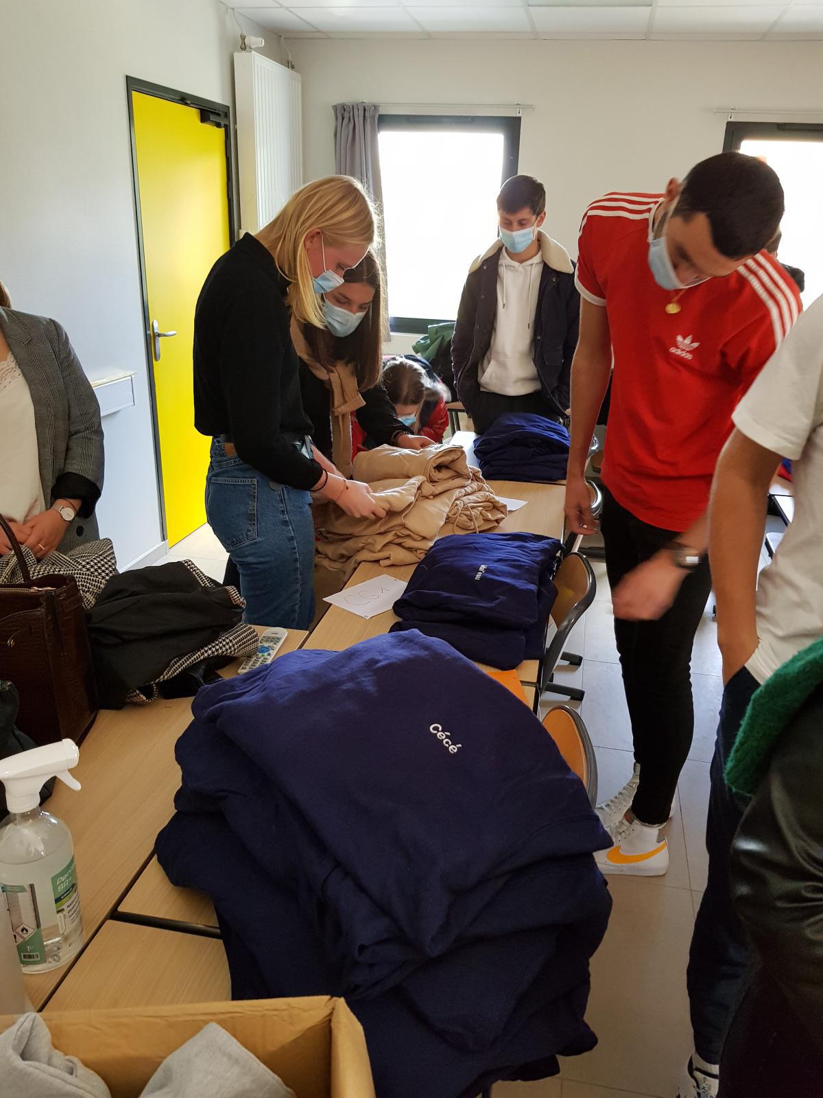 Ils sont arrivés! Les sweatshirts du BDE! Ils sont arrivés! Les sweatshirts du BDE!