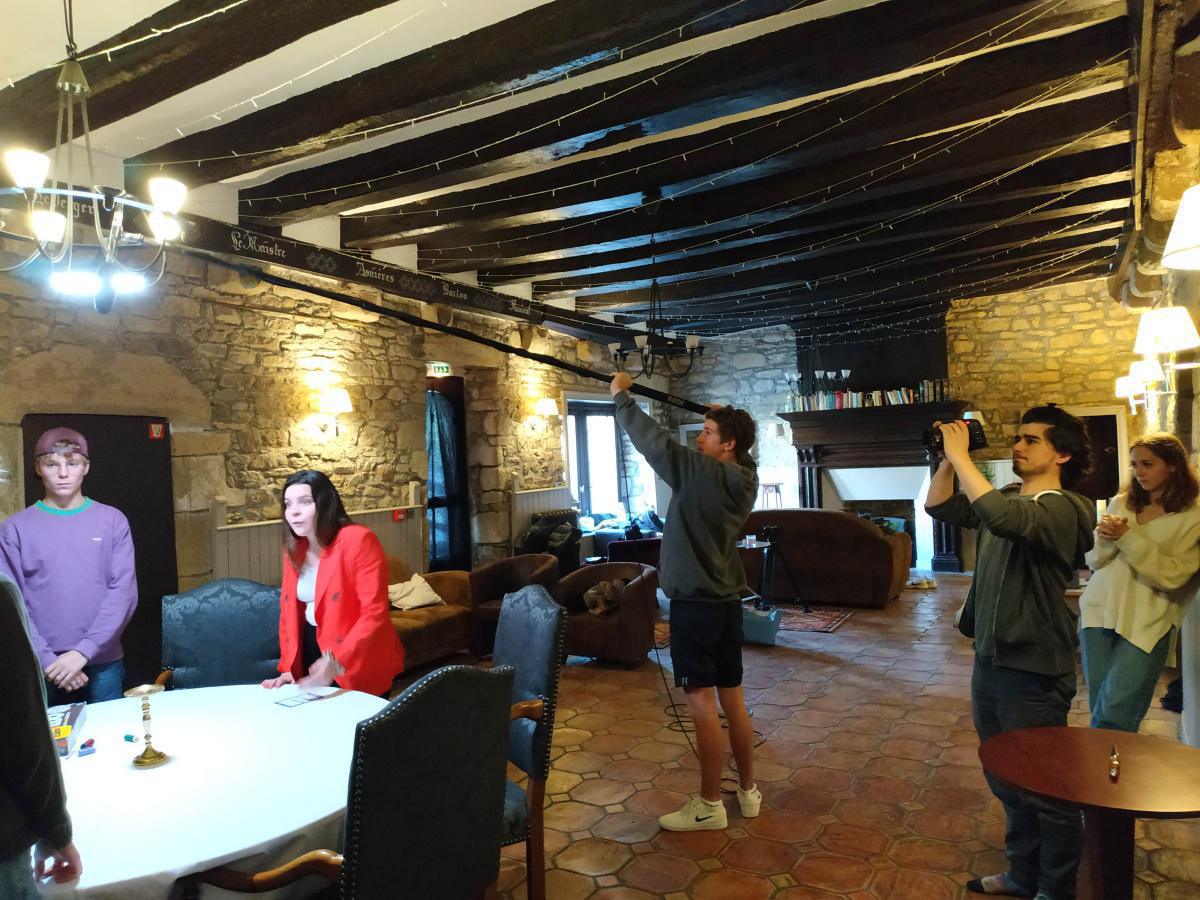 Moteur et... action ! : huit équipes de terminales en spécialité cinéma et audiovisuel en tournage  Moteur et... action ! : huit équipes de terminales en spécialité cinéma et audiovisuel en tournage