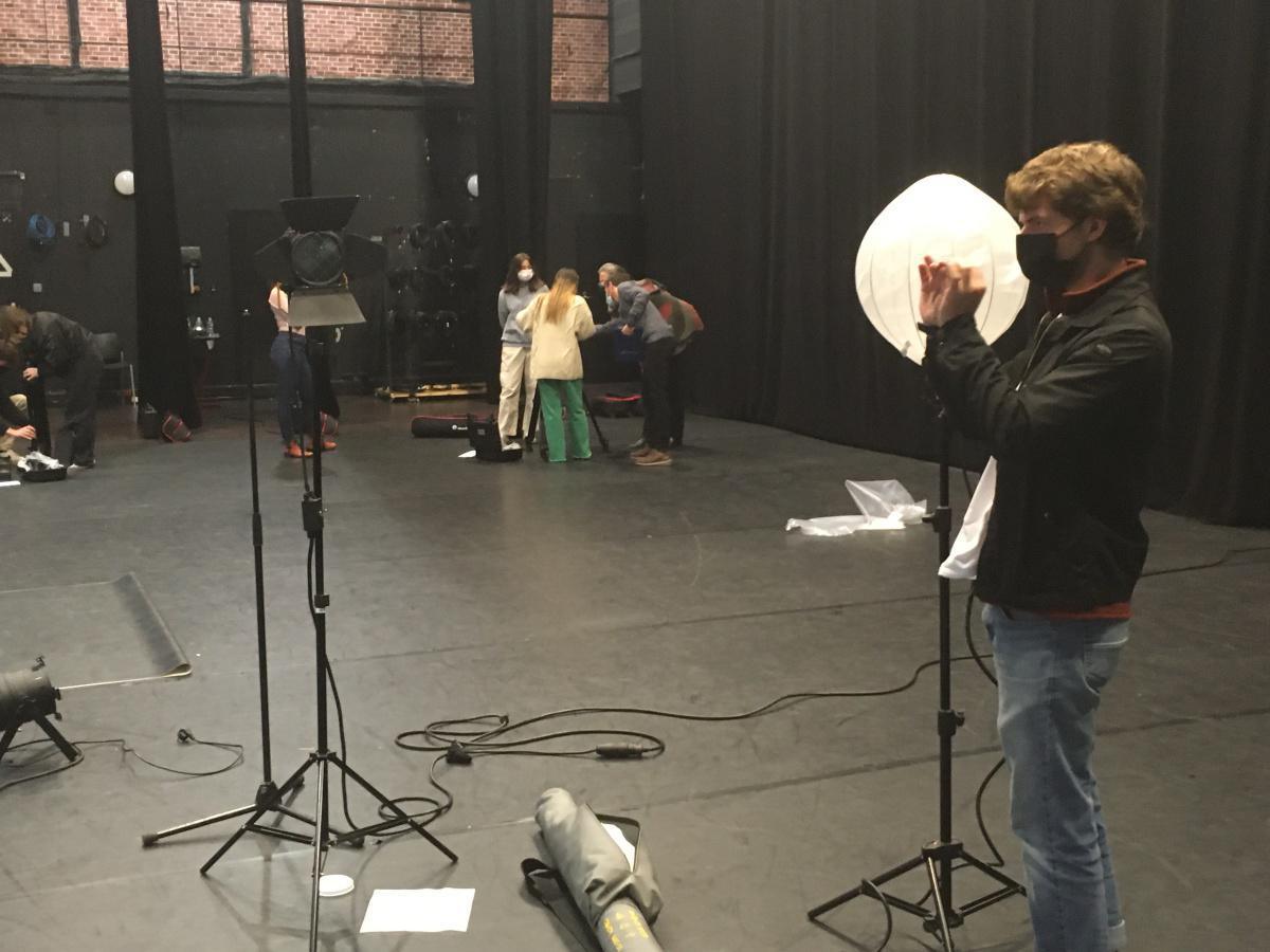 Moteur et... action ! : huit équipes de terminales en spécialité cinéma et audiovisuel en tournage  Moteur et... action ! : huit équipes de terminales en spécialité cinéma et audiovisuel en tournage
