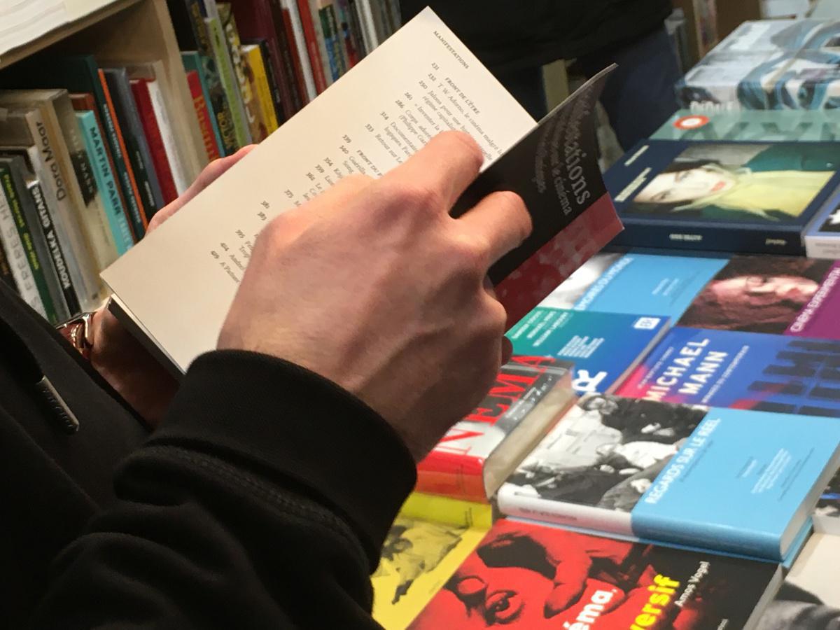 Rencontre avec Paul, libraire au Silence de la Mer, sur le thème du « geste politique au cinéma ». Rencontre avec Paul, libraire au Silence de la Mer, sur le thème du « geste politique au cinéma ».