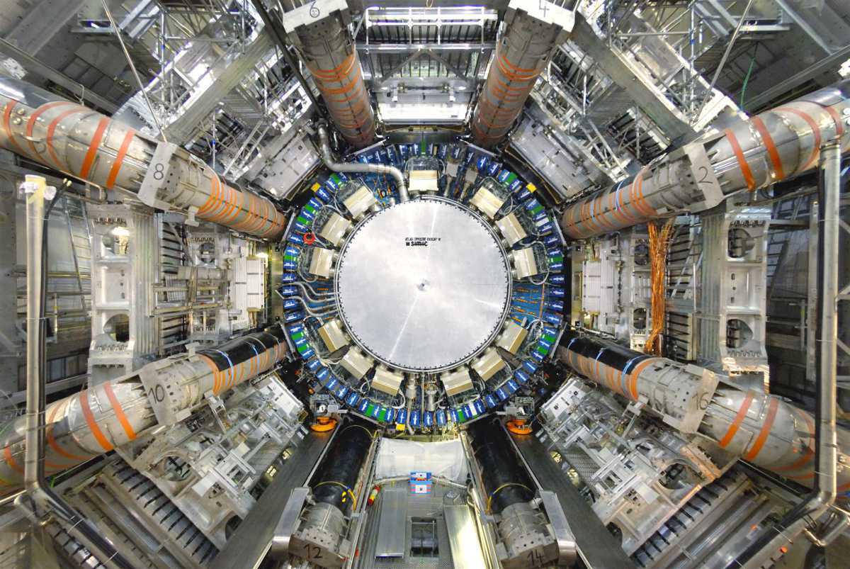 [PEAC/CHRONIQUES SCIENTIFIQUES] Le boson de Higgs, une énigmatique particule