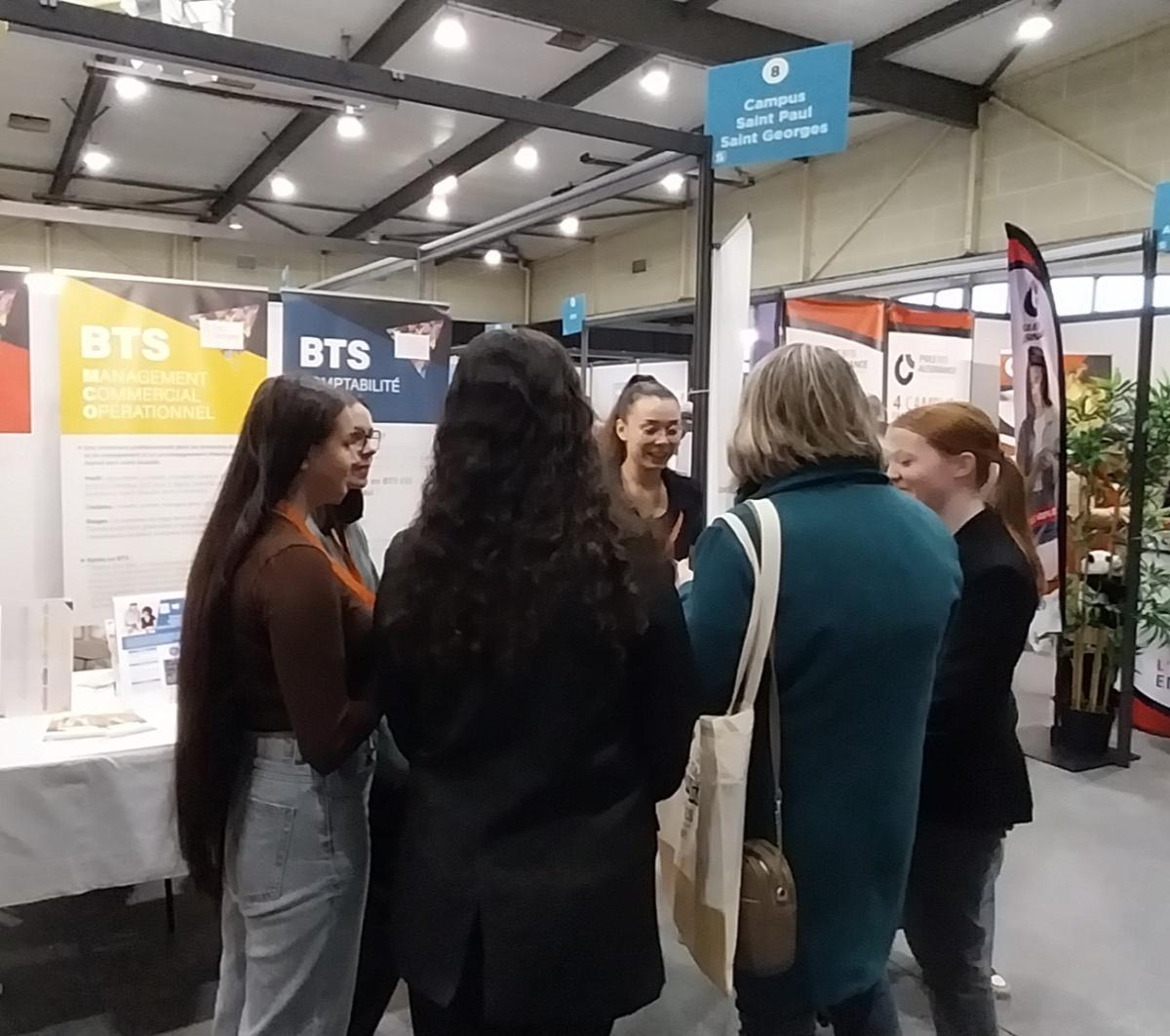 [SALONS] Forte affluence pour le Campus au salon Studyrama de Vannes