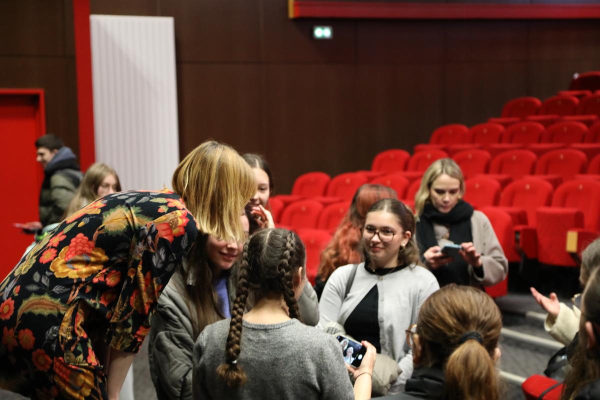 [RENCONTRE] Les élèves rencontrent Clémentine Beauvais, autrice