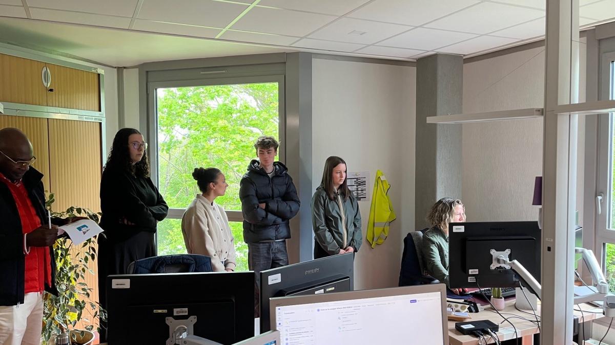 [ST-GEORGES] Les élèves de TMDA en visite à l’URSSAF d’Auray