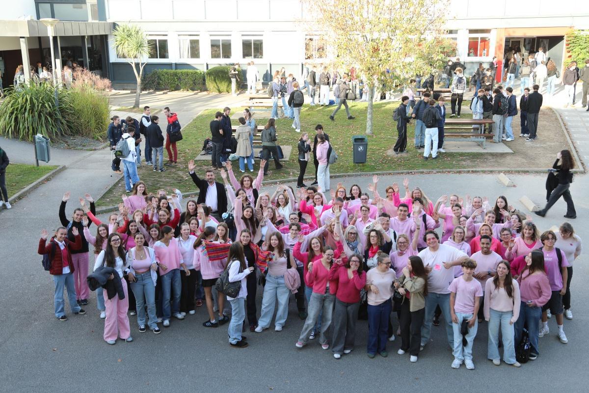 [OCTOBRE ROSE] Journée "Tous en rose" pour le lycée St-Paul