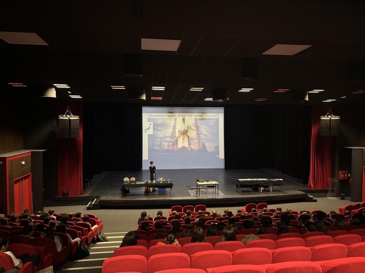 [CONFERENCE] La venue de deux astrophysiciens !