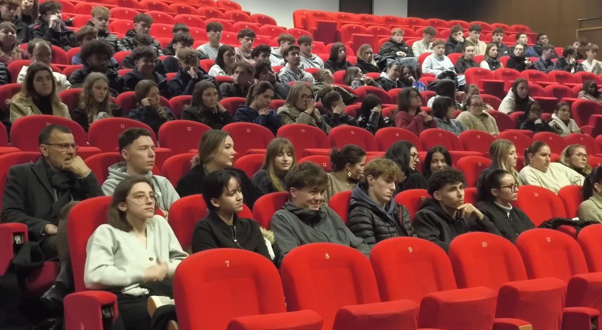 [BTS 1| ORIENTATION] D'anciens étudiants expliquent leur parcours aux étudiants de 1ère année