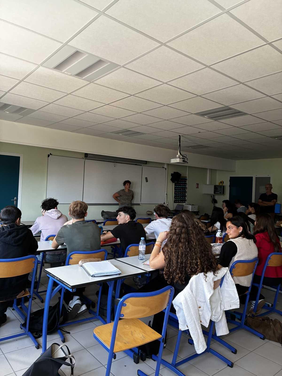 [BTS PI1 | INTERVENANT] Une professionnelle de l'immobilier explique son parcours et son métier aux étudiants 