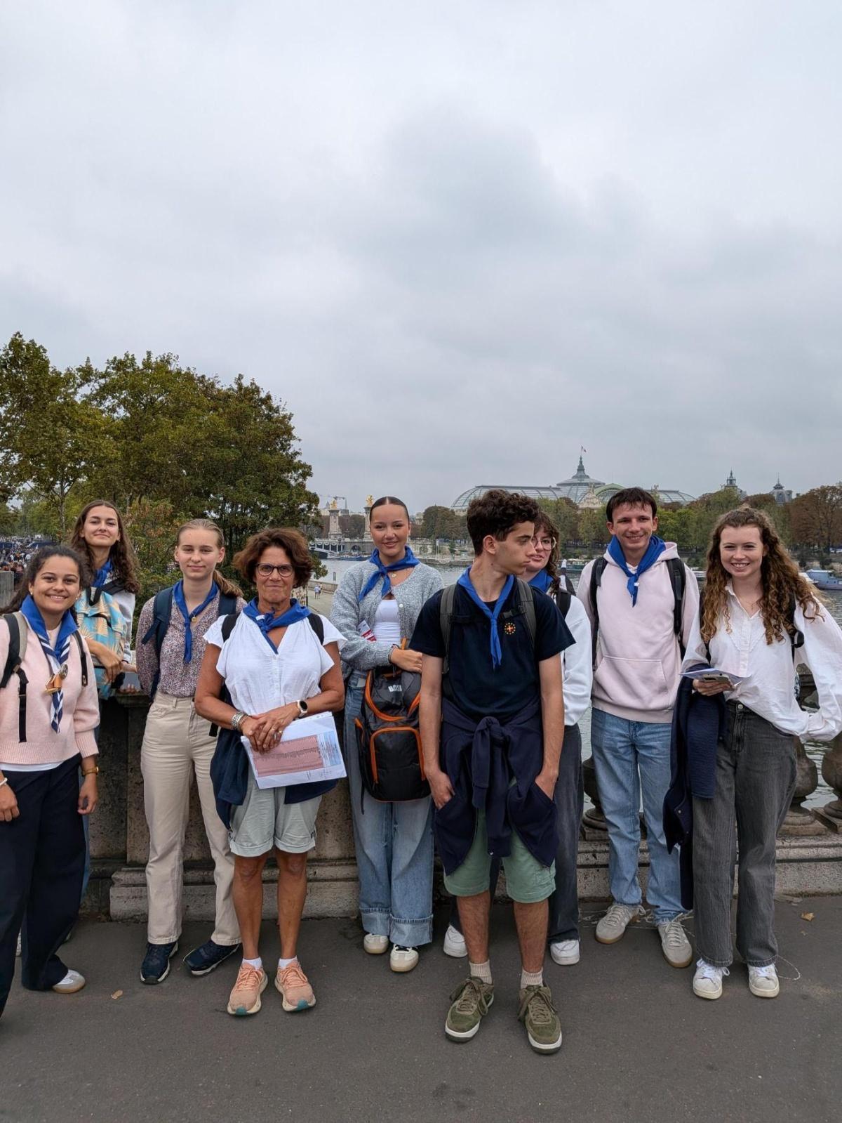 Nos élèves à Paris pour la venue du Pape 