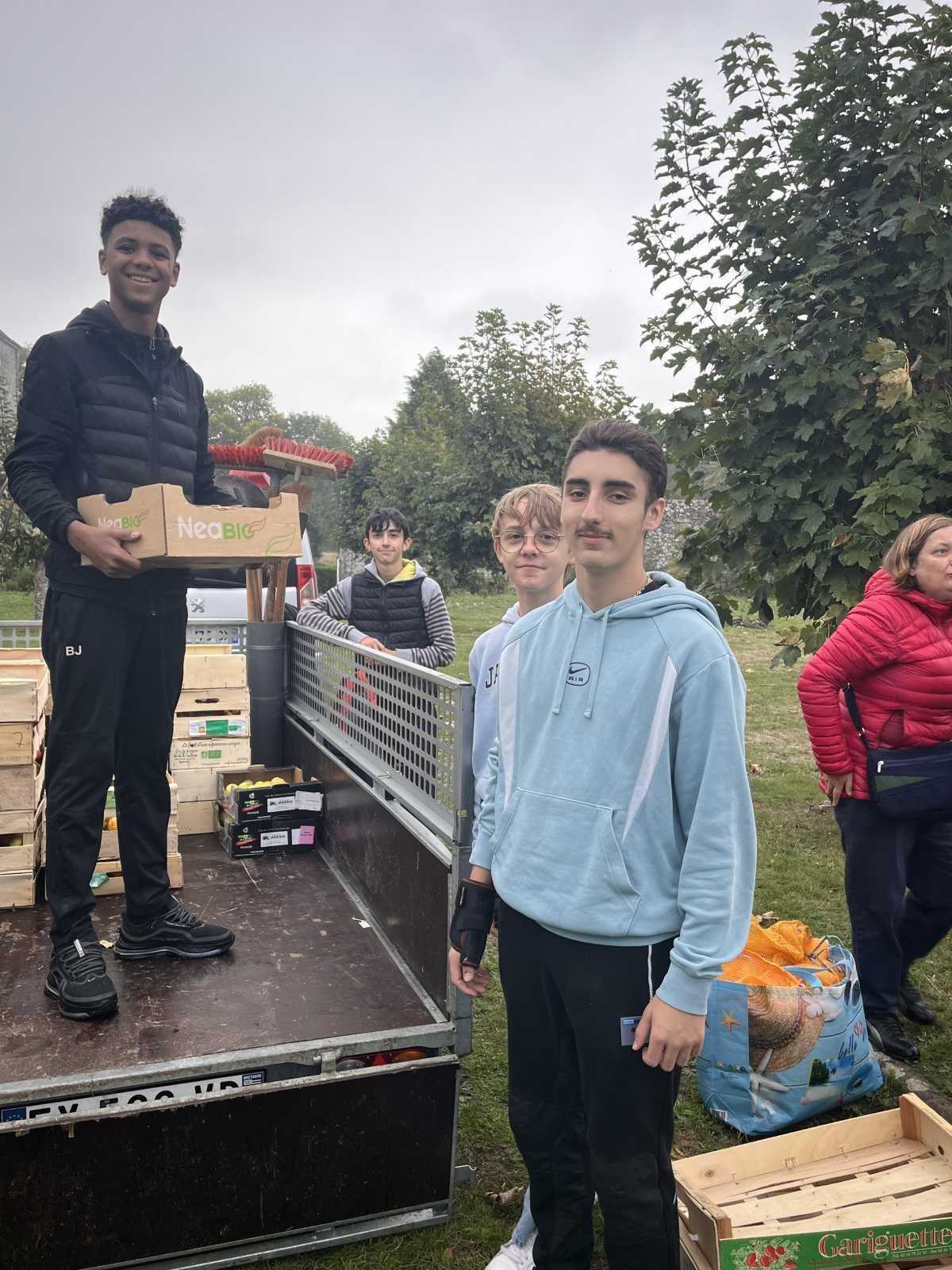 [ST-GEORGES] Une matinée de cueillette de pommes 