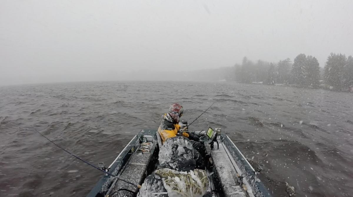 Trolling for Late-Season Muskies 