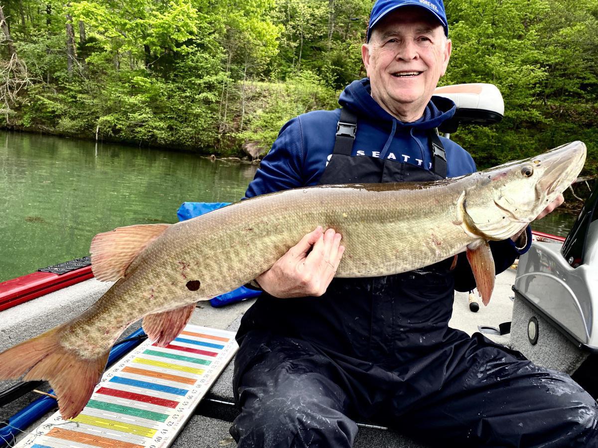 Double Down on Downsizing for Early Season Muskies 