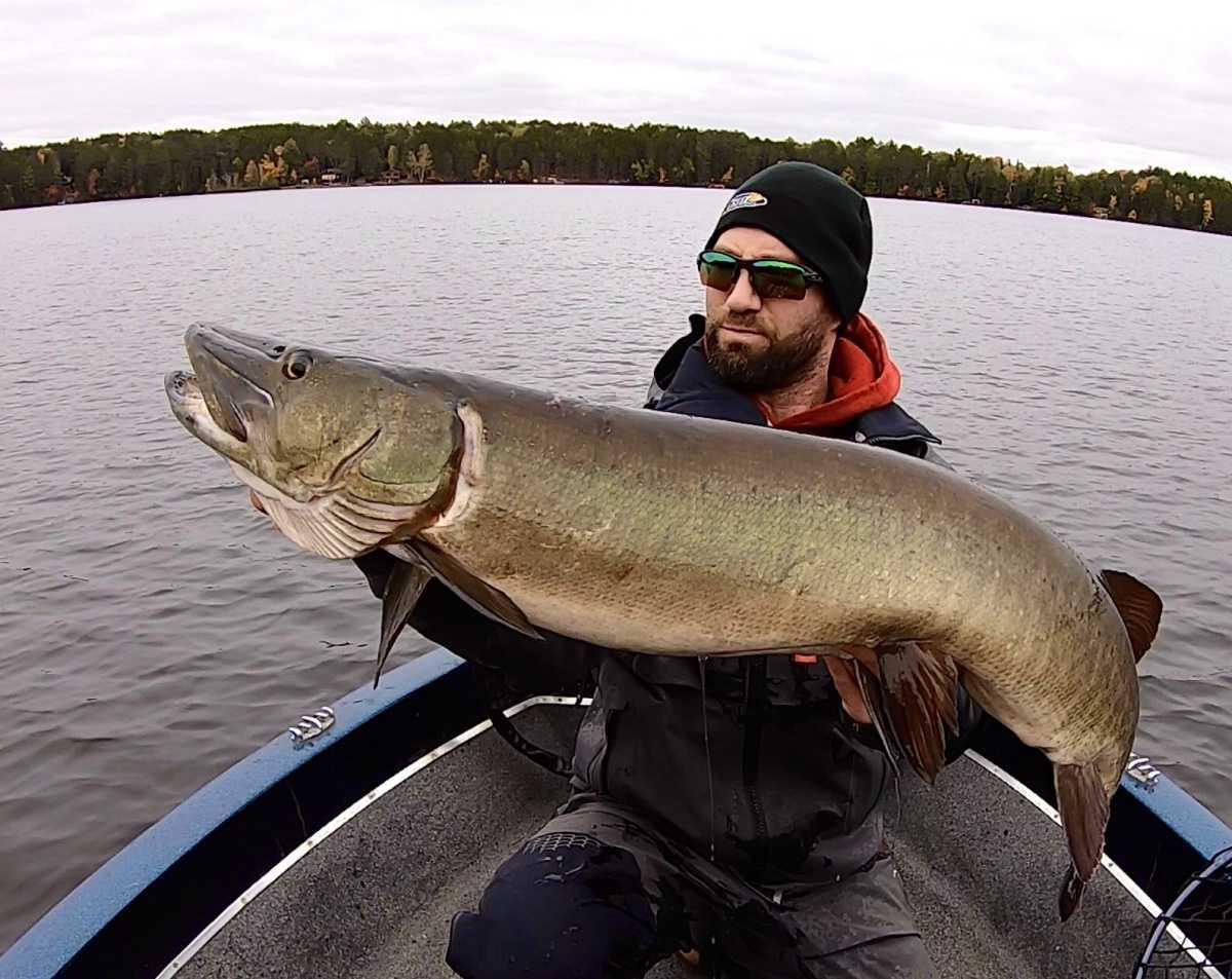 Do You Have What it Takes for Fall Muskie Fishing?