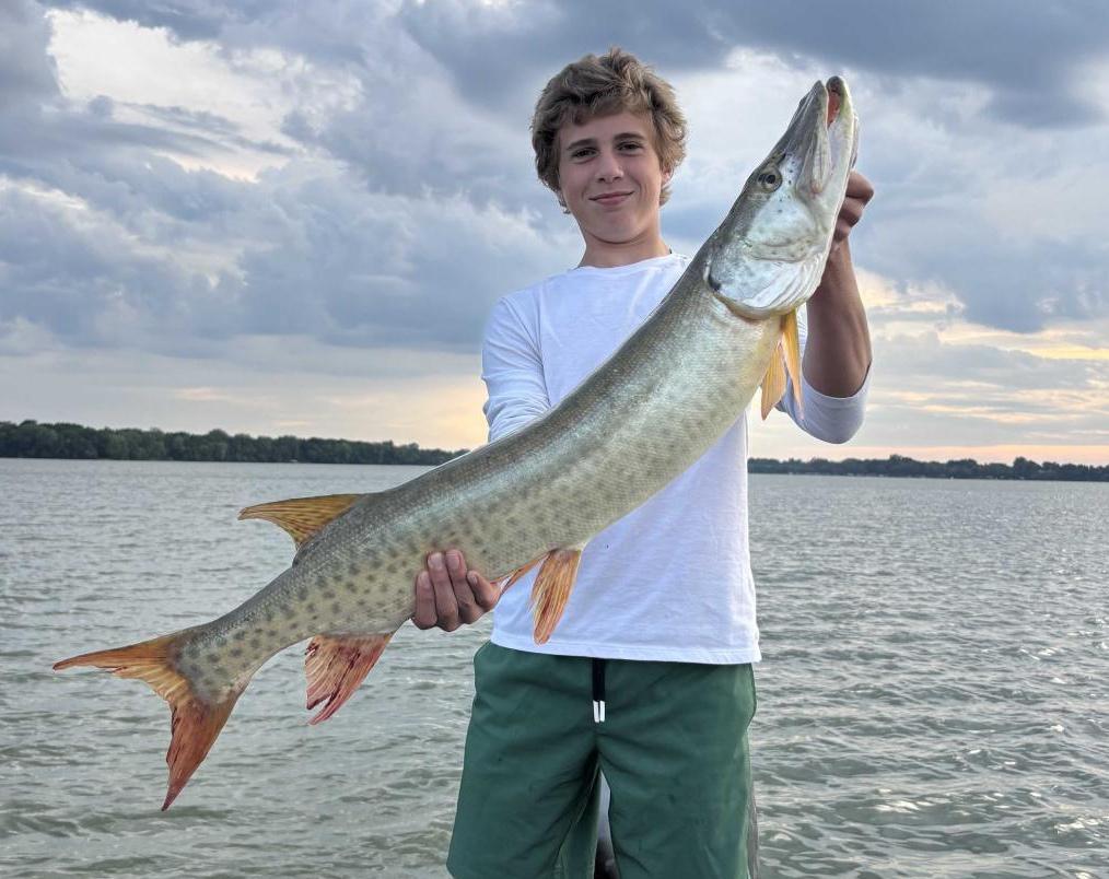 40 Joe Bucher shallow raider 7 black perch