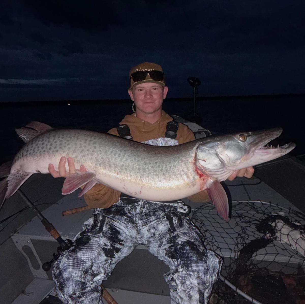 47 in musky Double 10 buck tail black out of eagle lake