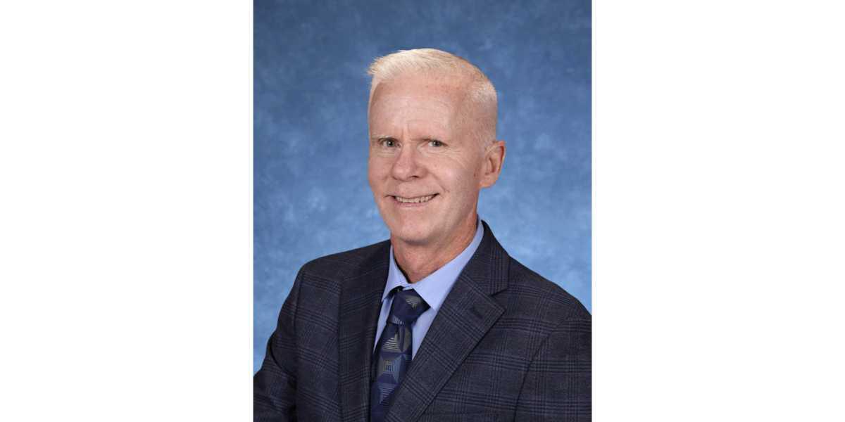 Mr. Robert Mulligan Mr. Robert Mulligan