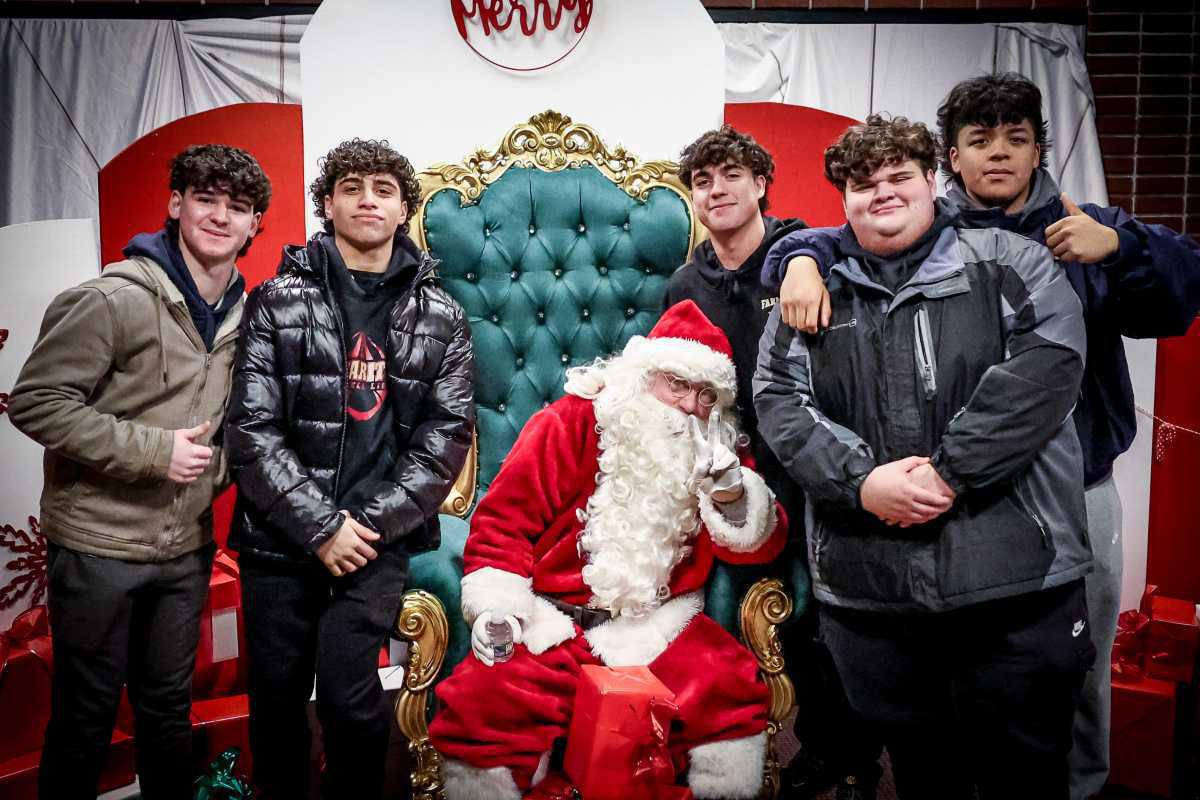 Farrell Ready To Deck The Halls Farrell Ready To Deck The Halls