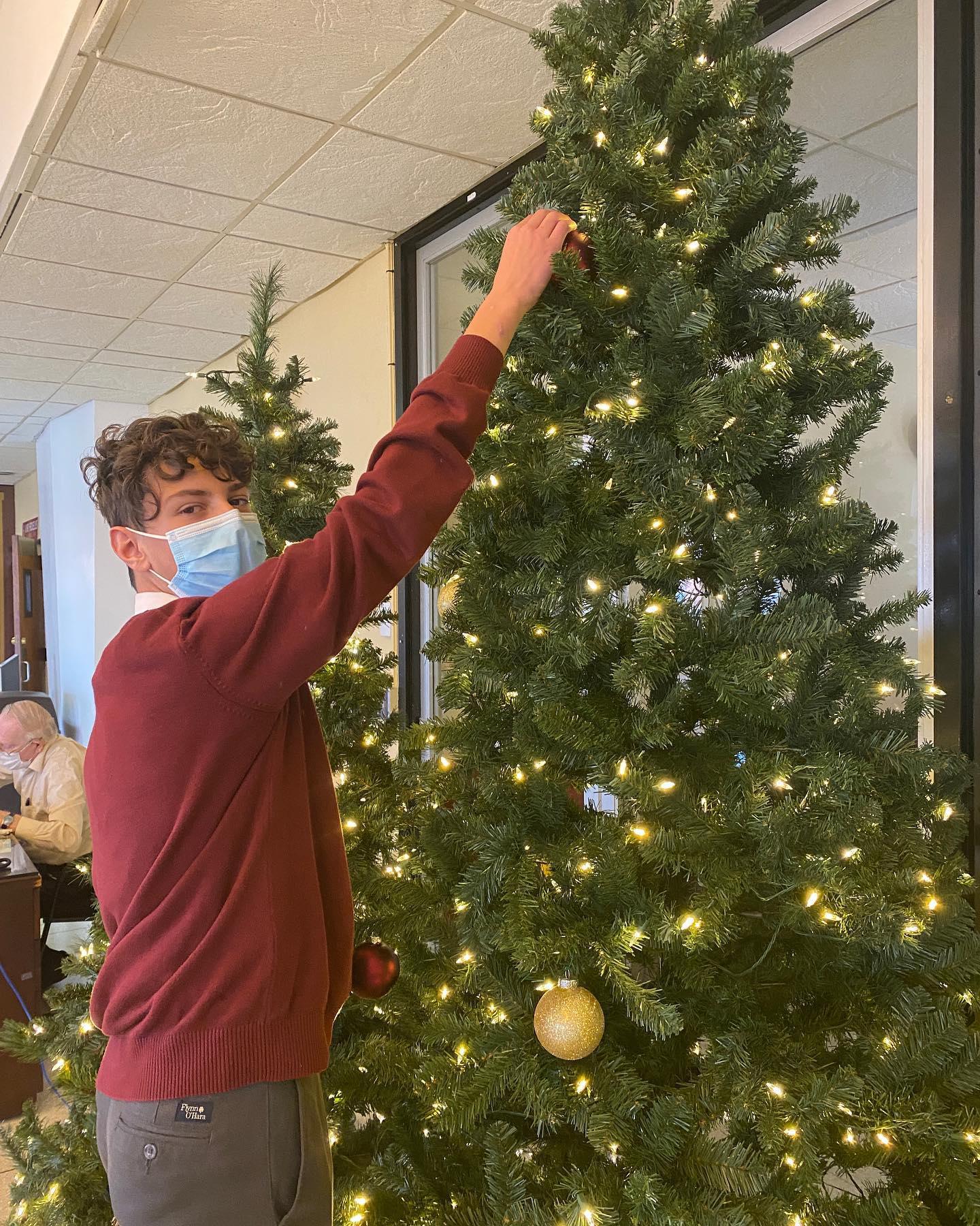 Deck the Halls!