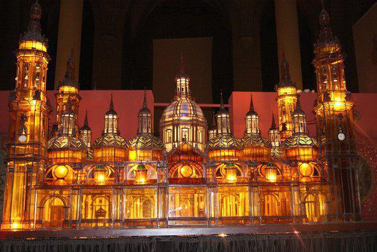 Museo de los Faroles del Rosario de Cristal Museo de los Faroles del Rosario de Cristal