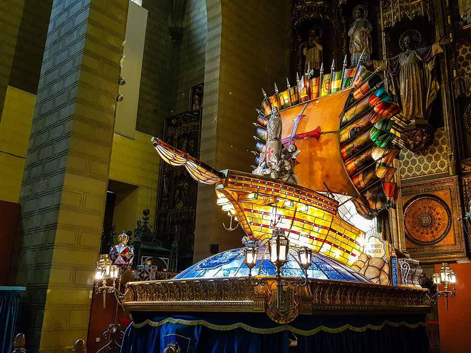 Museo de los Faroles del Rosario de Cristal Museo de los Faroles del Rosario de Cristal