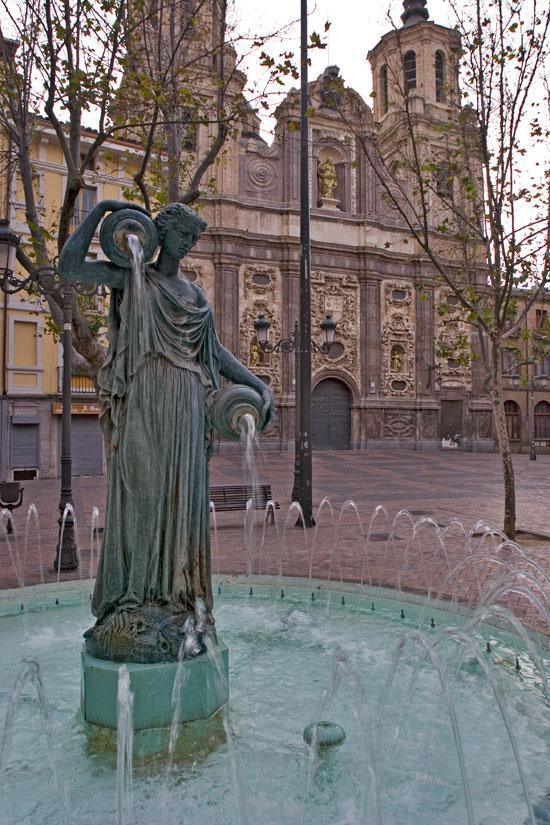 Iglesia de Santa Isabel de Portugal o de San Cayetano Iglesia de Santa Isabel de Portugal o de San Cayetano