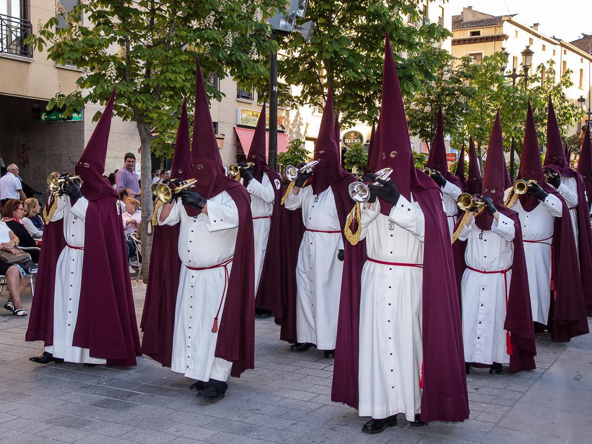 Jesús Camino del Calvario Jesús Camino del Calvario