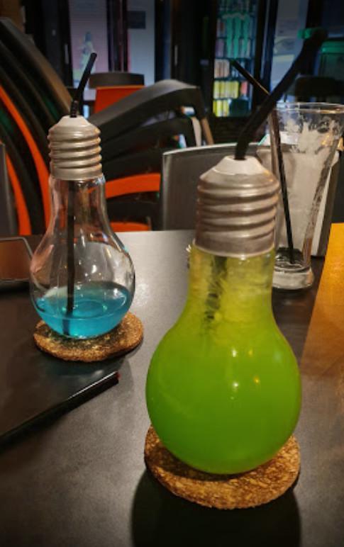 Multiverso Bar