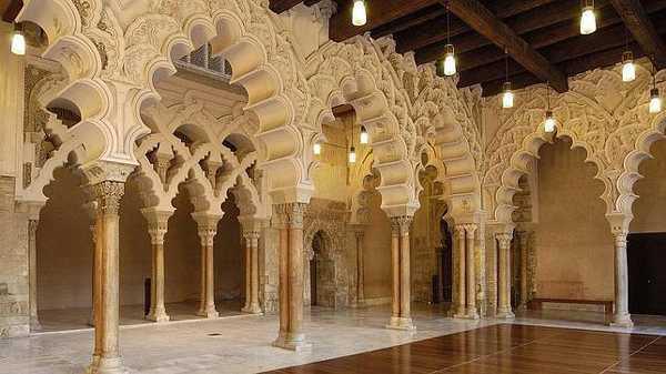 Palacio de la Aljafería Palacio de la Aljafería