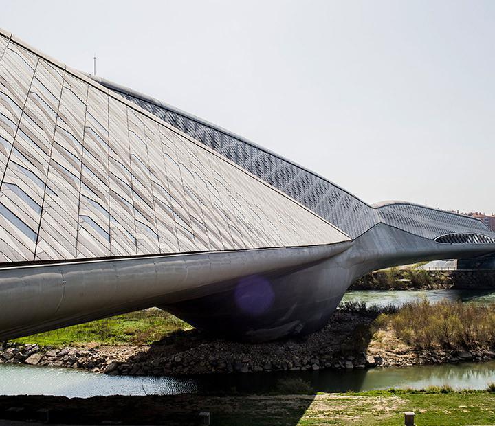 Pabellón Puente / Mobility City Pabellón Puente / Mobility City