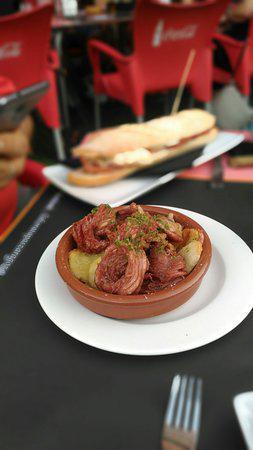 La Hora Tapas