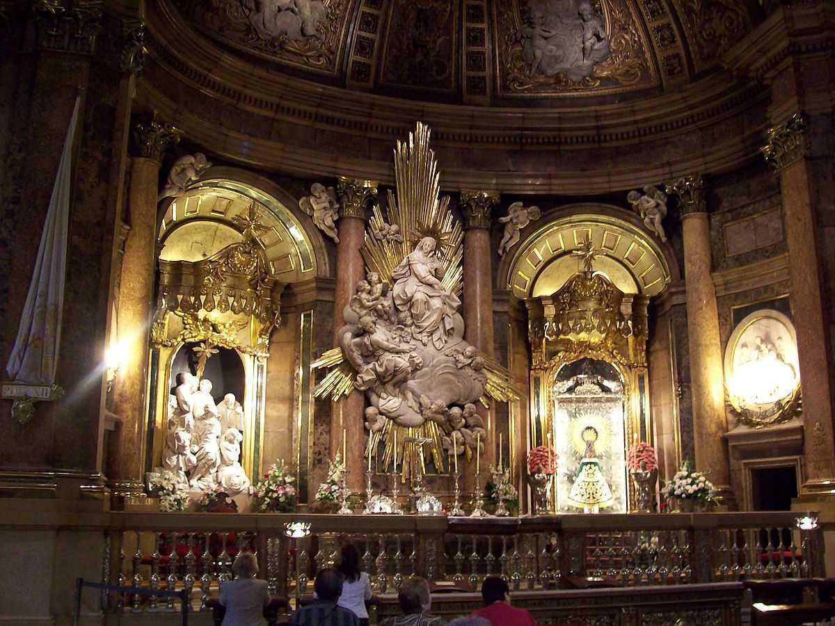 Capilla de la Virgen Capilla de la Virgen
