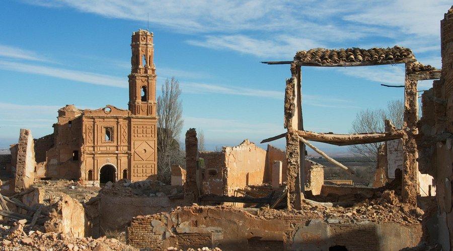 Tour + Cata de aceite de oliva y visita al casco antiguo de Belchite