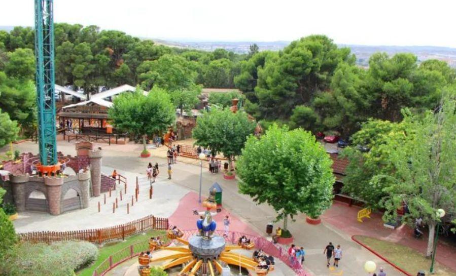 Diversión asegurada en el Parque de atracciones de Zaragoza