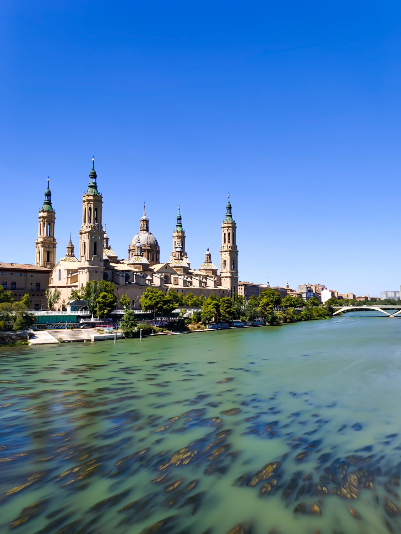 El Pilar y el Ebro