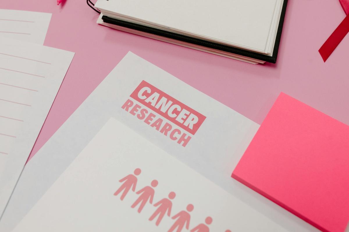 Le Congrès de l’ASCO 2025 (American Society of Clinical Oncology) La communauté mondiale en cancérologie s’est réunie à Chicago pour parler des nouveautés et des progrès réalisés dans ce domaine. Plus de 6500 publications ont été prés
