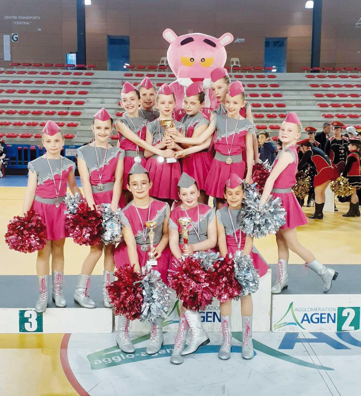 Les Majorettes du Rance : de l’or en juniors pompon et bâton et de l’argent en pompon cadettes