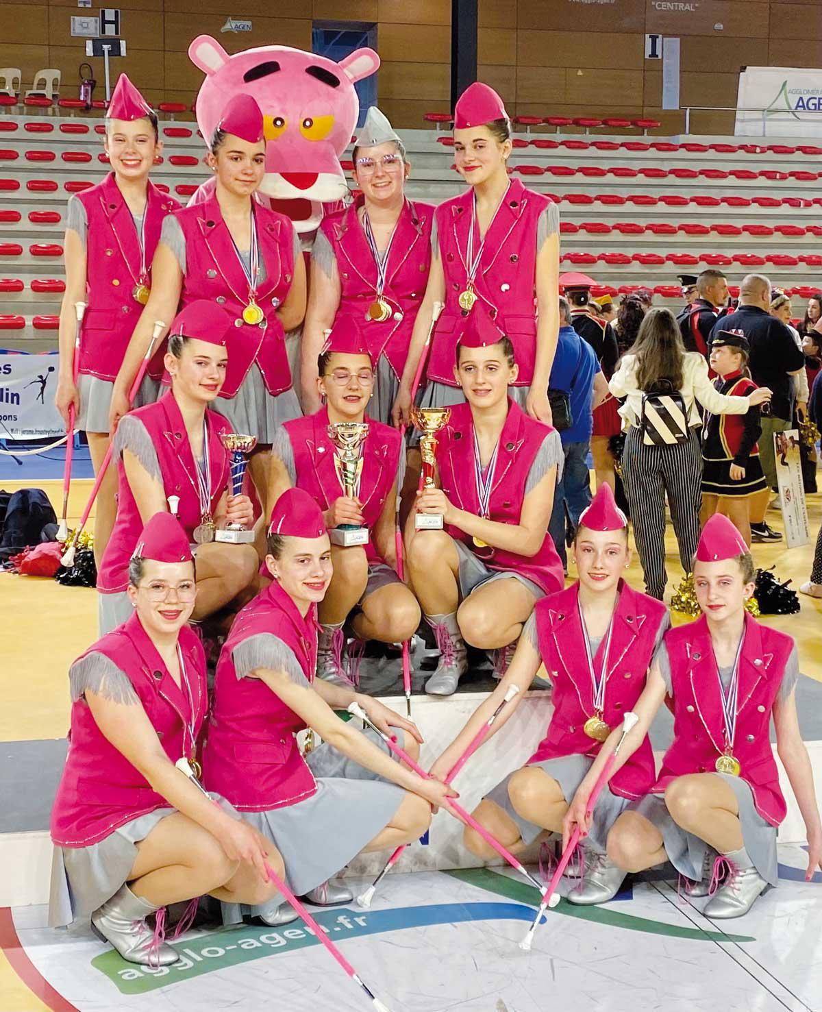Les Majorettes du Rance : de l’or en juniors pompon et bâton et de l’argent en pompon cadettes