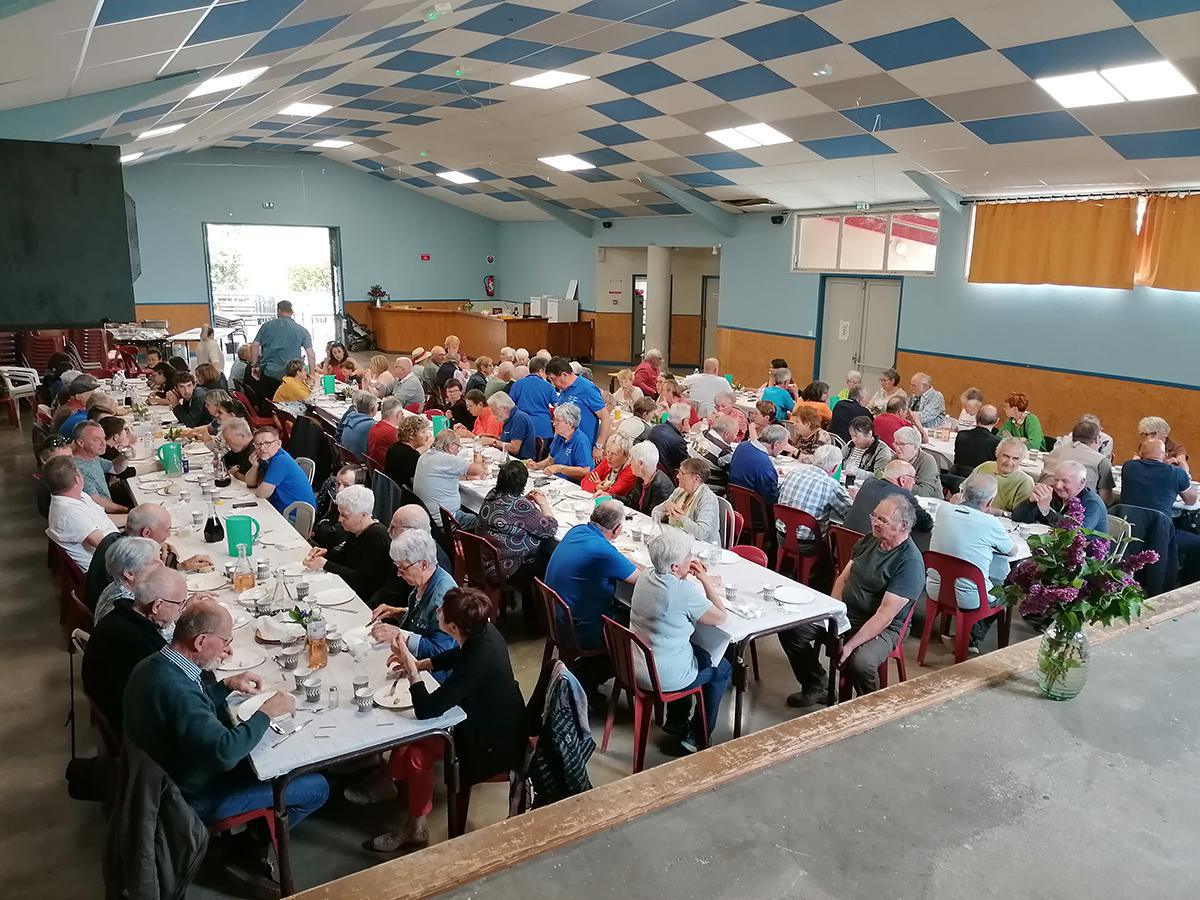 Versols et Lapeyre : Pleine réussite de la journée du 1er mai Versols et Lapeyre : Pleine réussite de la journée du 1er mai