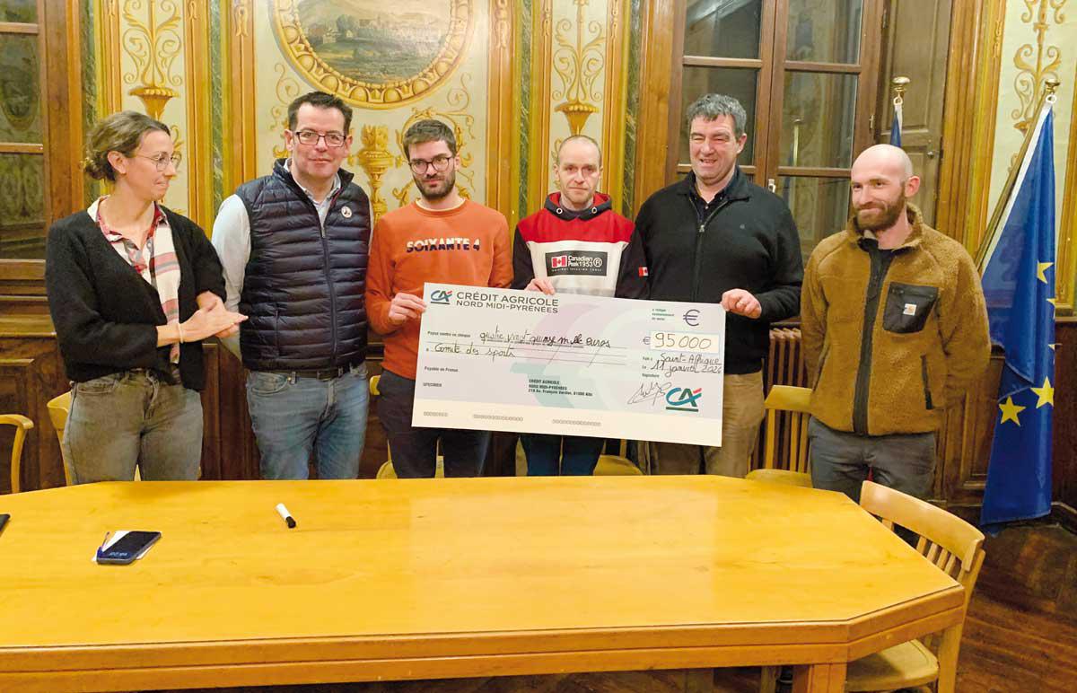 Comité des Sports : l'entreprise Galtier fait un don de 95.000 € au Comité des Sports Comité des Sports : l'entreprise Galtier fait un don de 95.000 € au Comité des Sports