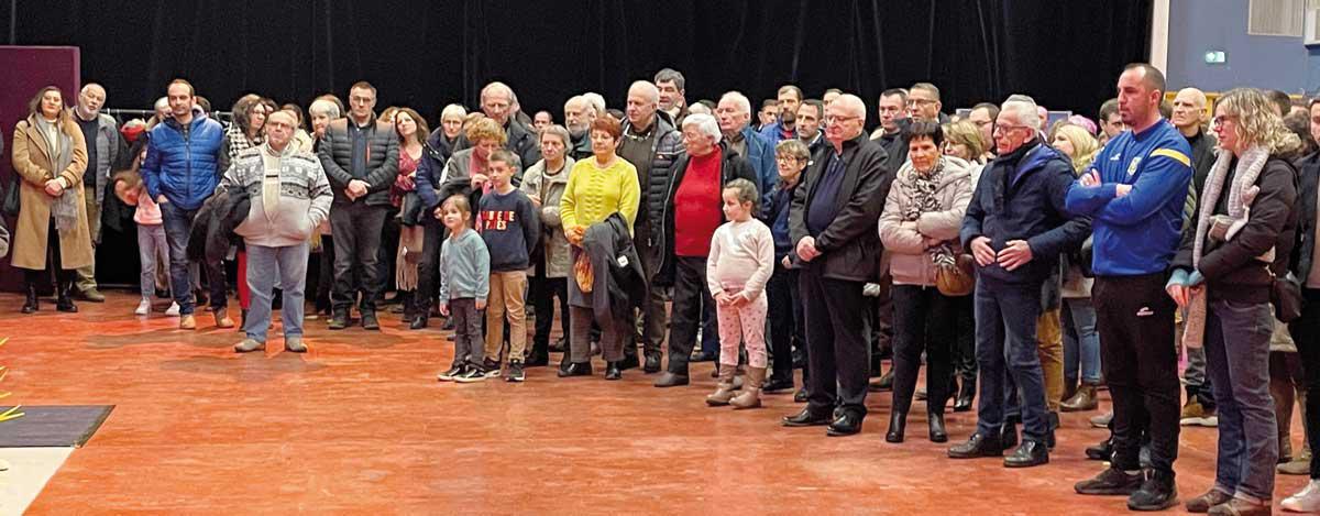 Cérémonie des Vœux : le maire appelait à "porter un message positif autour de notre hôpital" Cérémonie des Vœux : le maire appelait à "porter un message positif autour de notre hôpital"